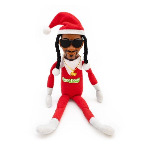*Collectible* Snoop On The Scoop 12" Plush Figurine w/ Accessories (Not a Toy) - Picture 9 of 12